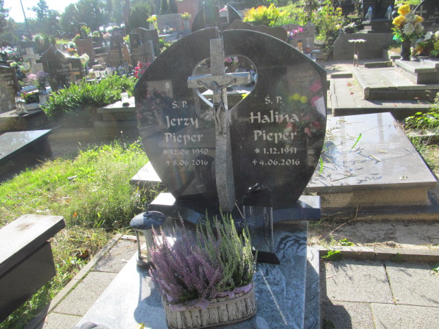 Grób Halina Pieper