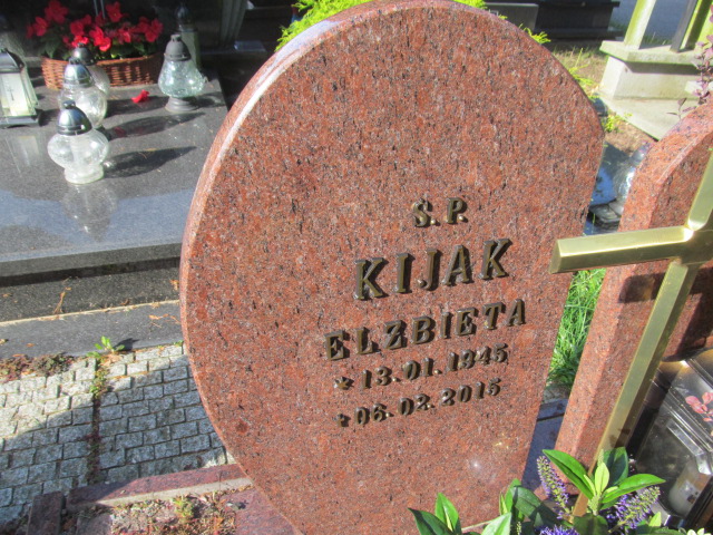 Elżbieta Kijak 1945 Władysławowo - Grobonet - Wyszukiwarka osób pochowanych