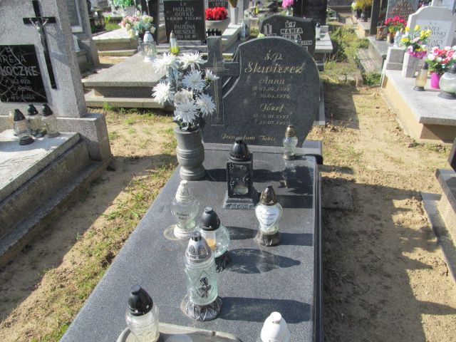 Grób Józef Skwiercz