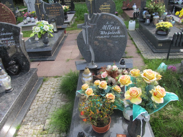 Grób Wojciech Miłosz