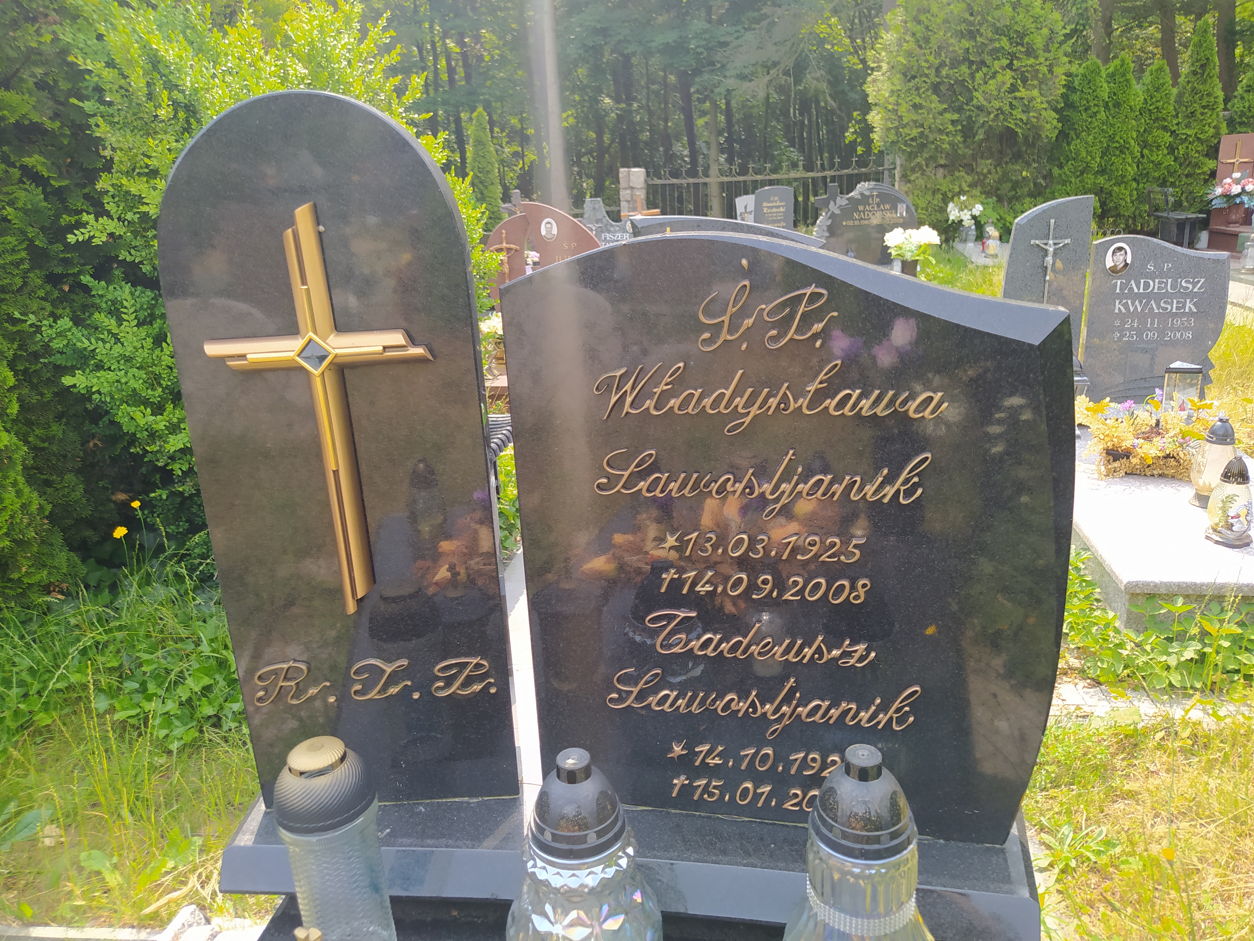 Grób Tadeusz Sawostjanik