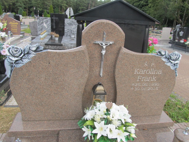 Karolina Frank 1990 Władysławowo - Grobonet - Wyszukiwarka osób pochowanych
