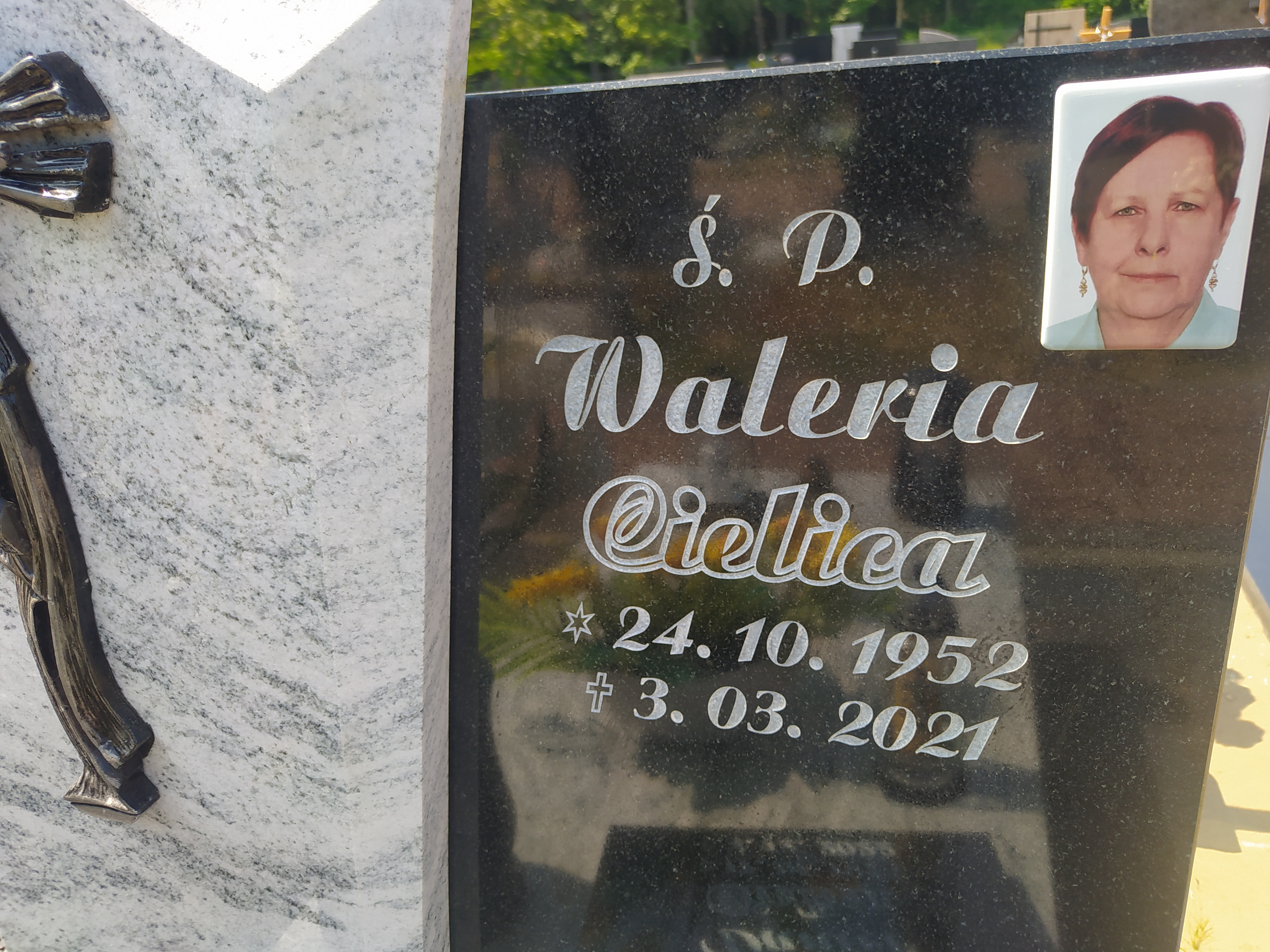 Grób Waleria Cielica